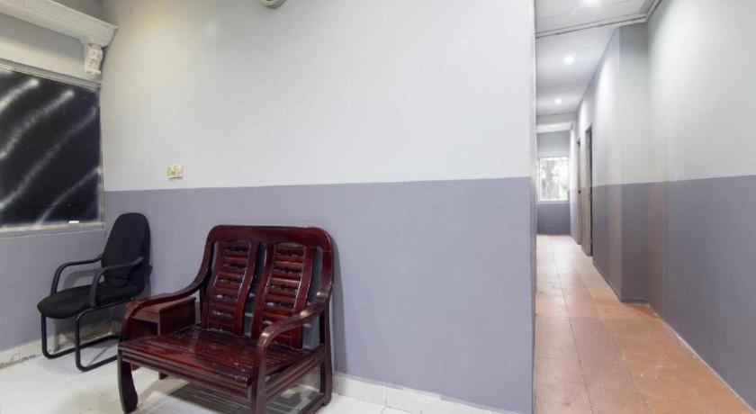 Oyo 44100 Hotel Casavilla Petaling Jaya Exterior foto