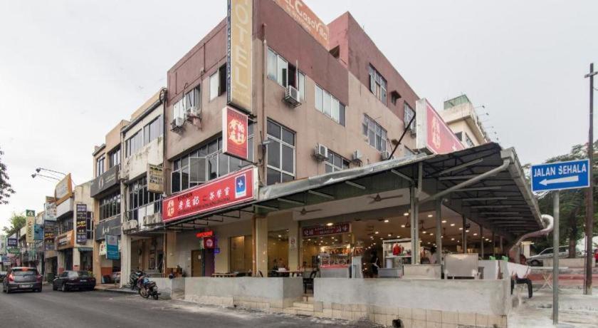 Oyo 44100 Hotel Casavilla Petaling Jaya Exterior foto